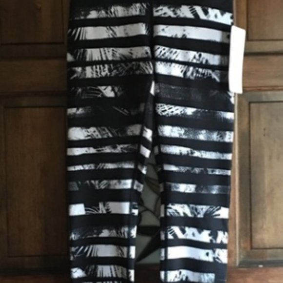Lululemon High Times Leggings -- Shady Palms Sz 6 - Picture 3 of 6